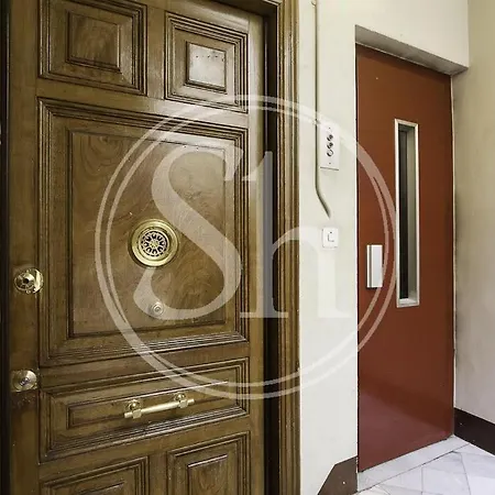 Centar Arago Rambla Apartmán *